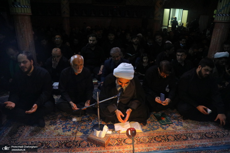 احیای شب بیست و یکم ماه مبارک رمضان در تکیه حاج سید حسن قم