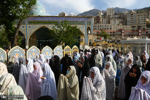 اقامه نماز عید سعید فطر در امام زاده قاسم (ع)