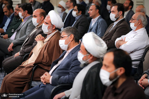 دیدار دست‌اندرکاران کنگره شهدای استان قم با رهبر معظم انقلاب