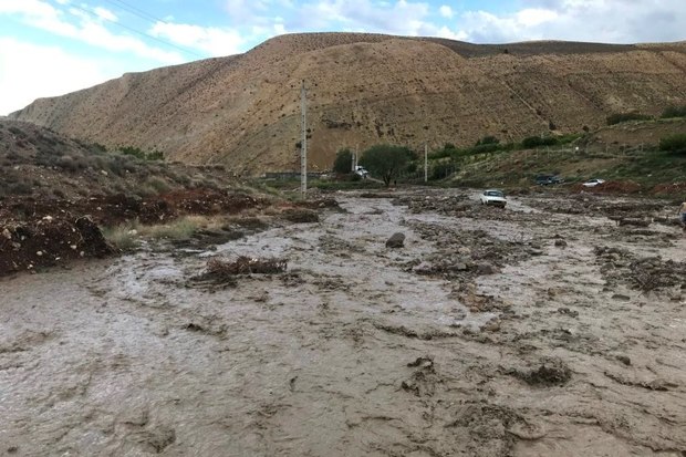 تاکنون به 80 سیلزده روستای تاش شاهرود امدادرسانی شد