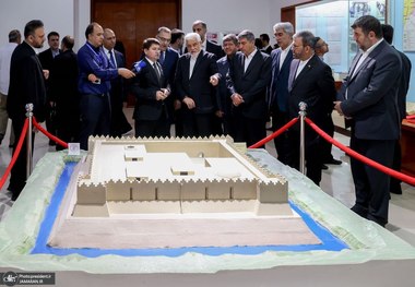 عارف از موزه ملی تاجیکستان بازدید کرد + عکس