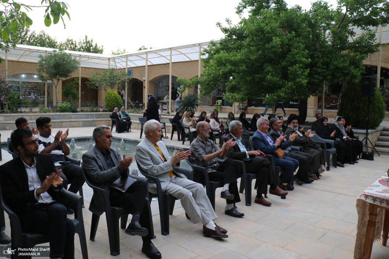 کارگاه آموزشی جایزه ادبی روح الله در خمین