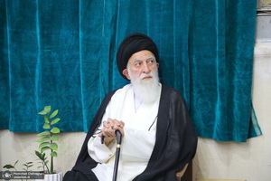 مراسم جشن عید غدیر و عمامه‌گذاری طلاب در بیت مراجع  تقلید و علما