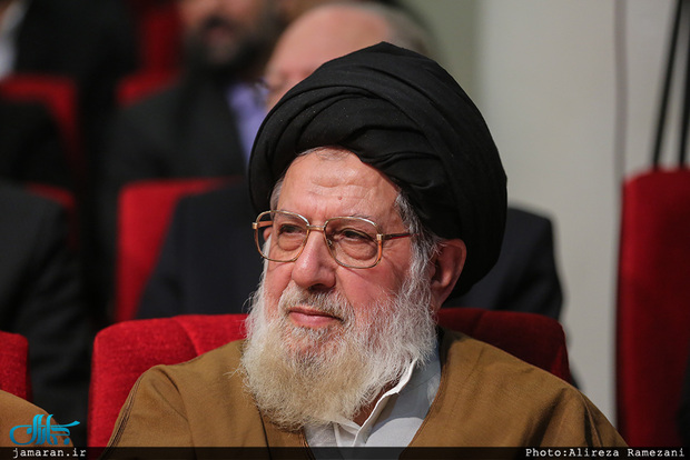 سید محمد خامنه‌ای: هدف از انقلاب به رهبری امام‌خمینی‌(ره) برپایی نظامی اسلامی بود/ این نظام، نظام امید است