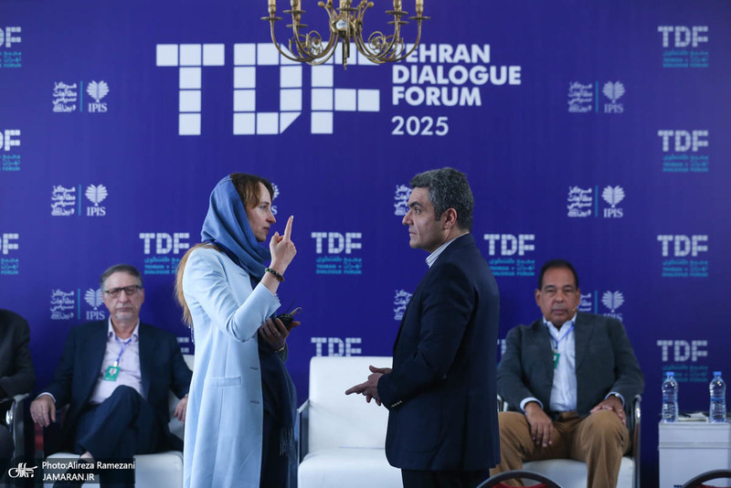 شست‌های روز دوم مجمع گفتگوی تهران