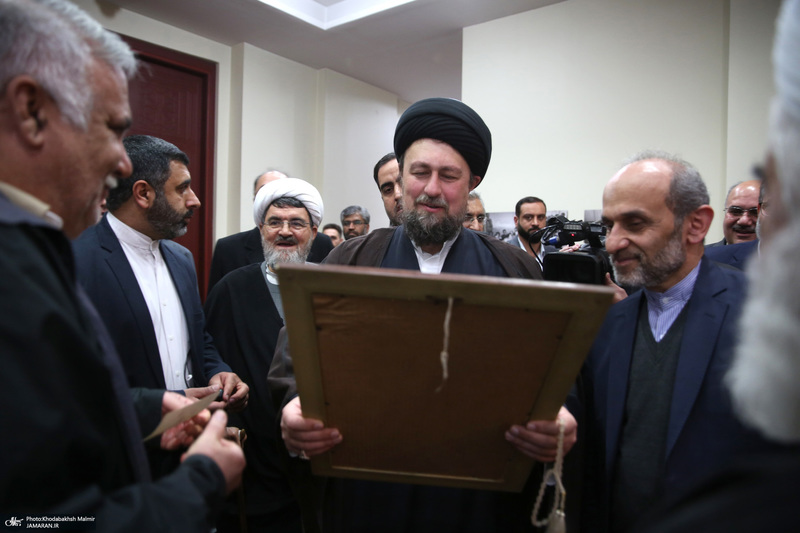 تجدید میثاق رئیس و جمعی از مدیران سازمان صداوسیما با آرمان‌های امام خمینی(س)-2