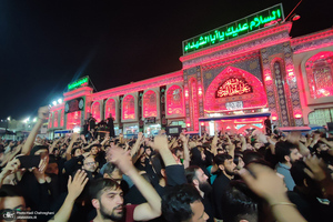 بارگاه ملکوتی حضرت سید الشهدا (ع) در شب اربعین