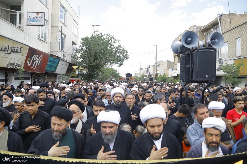 دسته عزاداری روز شهادت امام جعفر صادق (ع) با حضور آیت الله العظمی وحید خراسانی