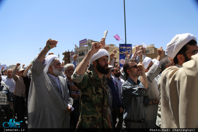 مراسم تشییع پیکر مطهر شهید حمله تروریستی اخیر حجت الاسلام تقوی در قم