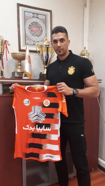 ملی‌پوش سابق والیبال سایپایی شد+عکس
