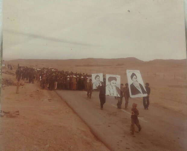 برگی از خاطرات مردان انقلابی بیرجند  هر روزمان ۲۲ بهمن ۵۷ است