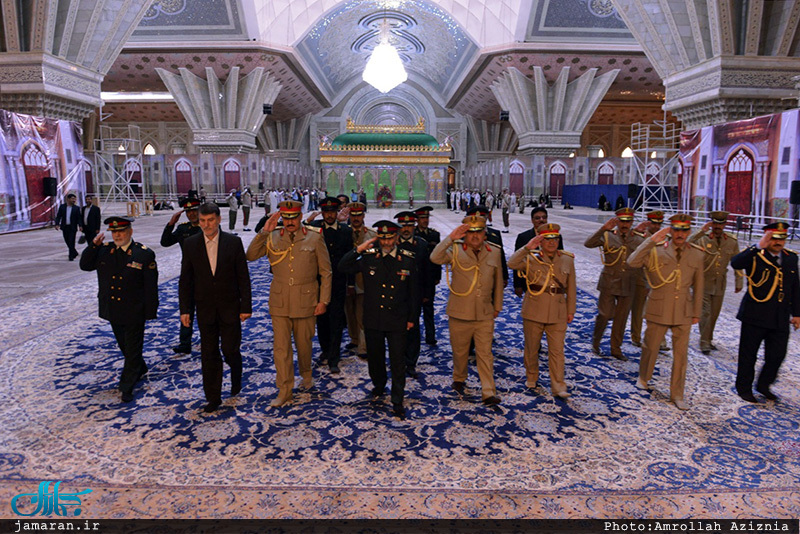 ادای احترام فرمانده مرزبانی کشور عراق نسبت به امام خمینی 