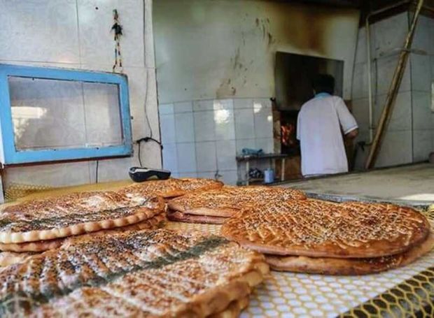 ۳۷۶ پرونده تخلف آرد و نان در استان سمنان تشکیل شد