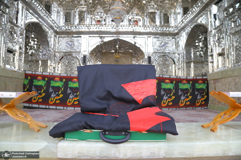 مراسم تعویض پرچم حرم حضرت معصومه (س) در شب اول ماه محرم‎‎