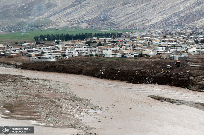 بازدید روحانی از مناطق سیل زده استان لرستان