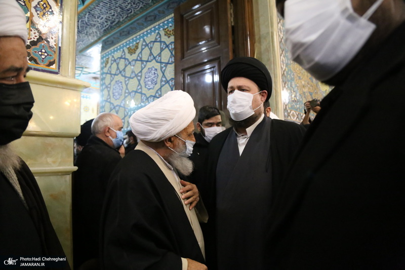 حضور مراجع و علما در مسجد امام حسن عسکری(ع) در پی ارتحال آیت الله العظمی صافی(ره)