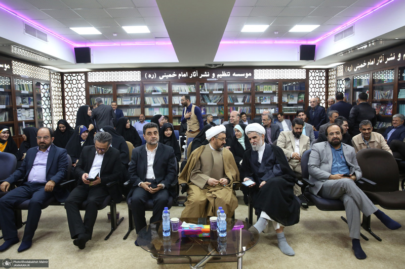 دیدار نوروزی رئیس موسسه تنظیم و نشر آثار امام خمینی (س) با کارکنان این موسسه