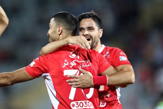 درخواست هافبک پرسپولیس از وزیر ورزش/ عکس