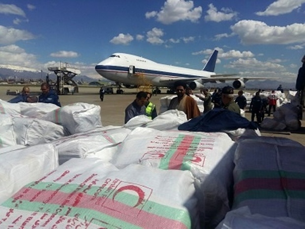 110 تن کالا از فرودگاه پیام به مناطق سیل زده ارسال شد