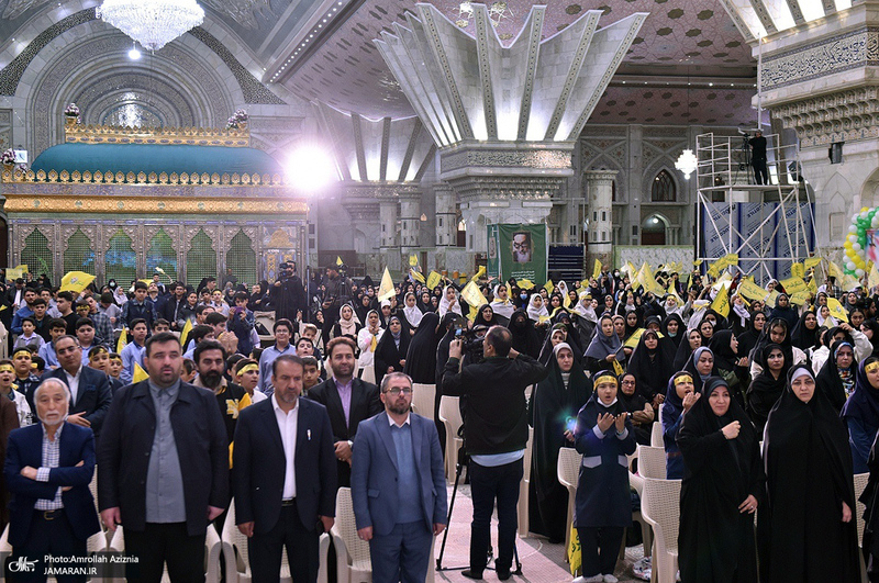 مراسم تجلیل از دانش آموزان برگزیده فرهنگی، هنری و قرآن، عترت و نماز منطقه 19