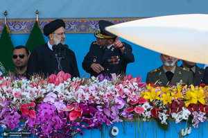 مراسم رژه روز ارتش در جوار حرم مطهر امام خمینی (س) - 2