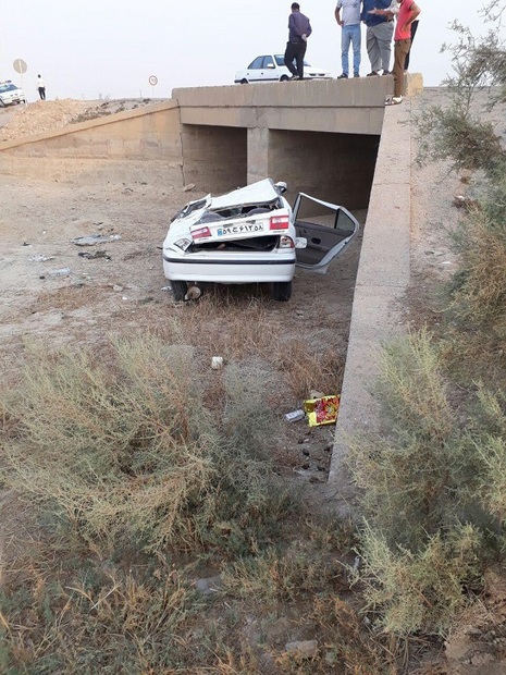 2 واژگونی خودرو در خوزستان 6 مصدوم برجای گذاشت