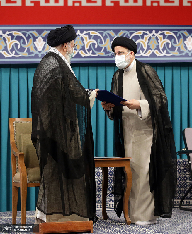 مراسم تنفیذ حکم سیزدهمین دوره ریاست جمهوری اسلامی ایران‌ توسط رهبر انقلاب