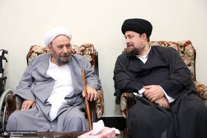 خاکسپاری پیکر حجت الاسلام و المسلمین سید محمود دعایی در حرم امام خمینی (س)