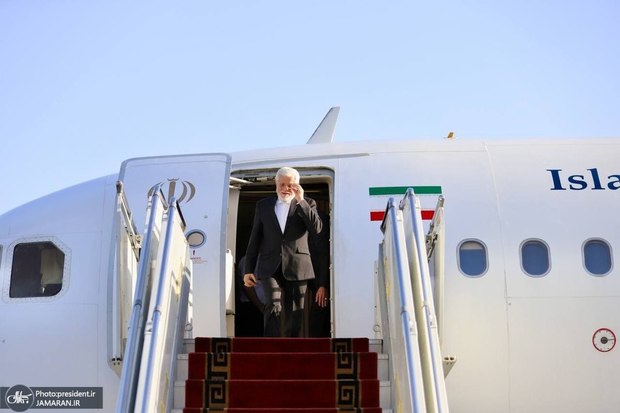 بازگشت معاون اول رئیس جمهور از سفر تاجیکستان/ عارف در جمع خبرنگاران: با پیگیری توافقات و دستاوردها،سطح مناسبات و روابط با تاجیکستان به چندین برابر سطح کنونی خواهد رسید 