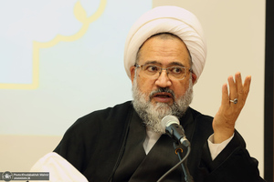 نشست «سب و بهتان» در موسسه تنظیم و نشر آثار امام خمینی(س) قم