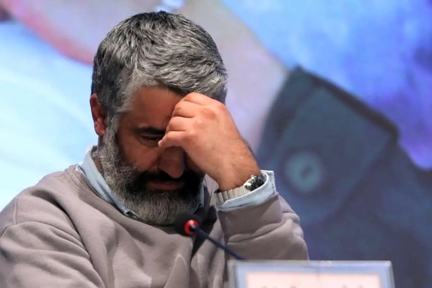 پژمان جمشیدی در صفحه اول یک روزنامه، اما بدون اسمش! + عکس