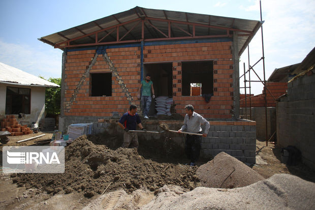بنیاد مسکن استان اردبیل ۱۱۰۰ واحد مسکونی سیل لرستان را بازسازی کرد