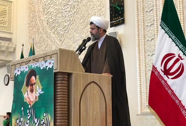 امام جمعه موقت شیراز: انتخابات، جلوه فرصت‌ها و تهدیدهاست