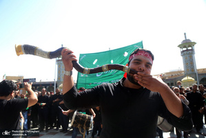 حال و هوای حرم کریمه اهل بیت در ظهر تاسوعای حسینی(ع)