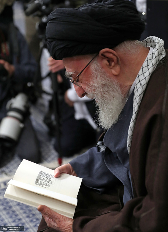 دیدار جمعی از شاعران و اهالی فرهنگ و ادب با رهبر معظم انقلاب