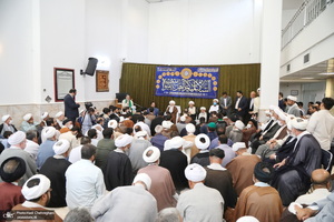 مراسم عمامه گذاری طلاب توسط آیت‌الله العظمی نوری همدانی و آیت الله فاضل لنکرانی در روز عید غدیر