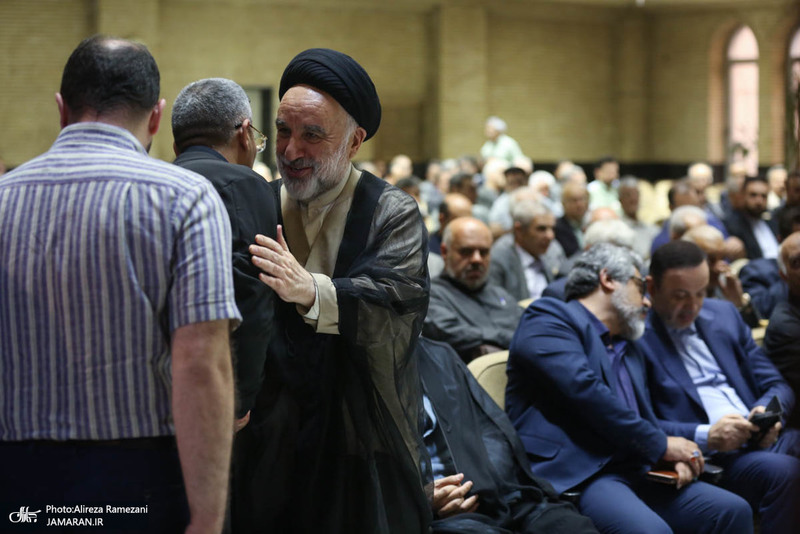 مراسم ختم مادر محمد عطریانفر