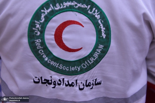 احیای کودک مصدوم توسط نجاتگران هلال‌احمر در نجف اشرف + فیلم