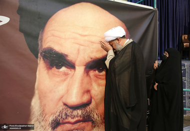 بازدید نماینده آیت الله العظمی یعقوبی از جماران