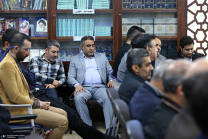 دیدار نوروزی کارکنان موسسه با دکتر علی کمساری
