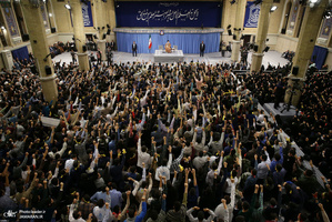 دیدار هزاران نفر از دانشجویان و دانش‌آموزان با رهبر معظم انقلاب