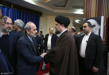 تجدید میثاق رئیس و جمعی از مدیران سازمان صداوسیما با آرمان‌های امام خمینی(س)-2