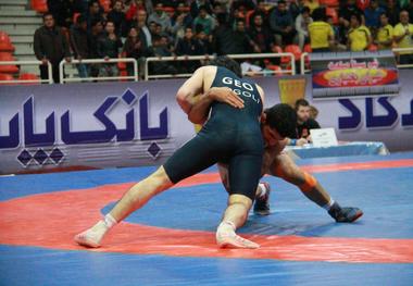 تیم سینا صنعت ایذه نایب قهرمان جهان شد