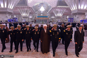 تجدید میثاق فرمانده و پرسنل نیروی دریایی ارتش جمهوری اسلامی ایران با آرمان‌های امام خمینی(س)