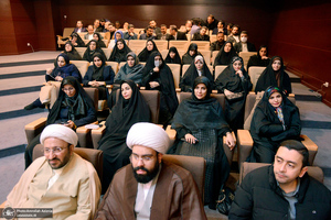 نشست صمیمی یاران وفادار امام خمینی (س)