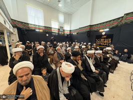 مراسم عزاداری روز تاسوعای حسینی در بیوت مراجع و علماء‎