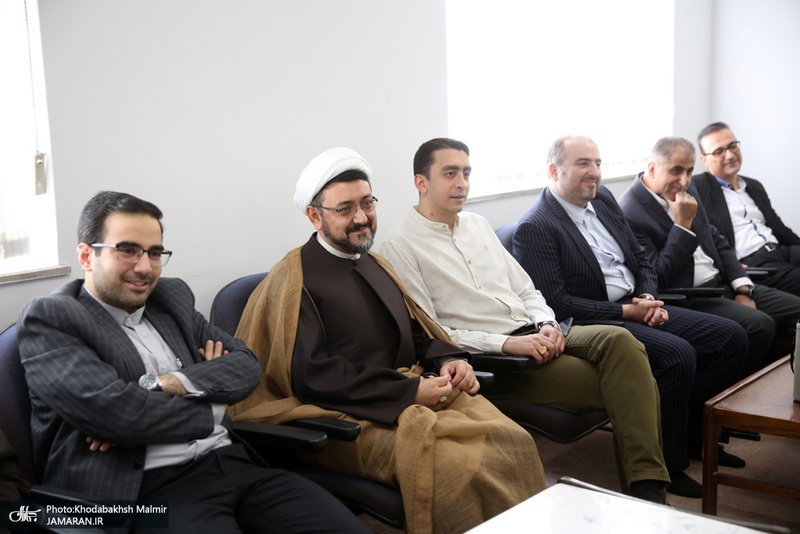 تجدید میثاق وزیر، معاونان و کارکنان وزارت ارتباطات و فناوری اطلاعات با آرمان های امام خمینی(س)