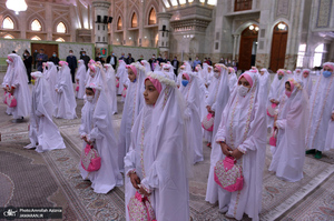 مراسم جشن تکلیف فرزندان کارکنان معاونت آماد و پشتیبانی سپاه در حرم مطهر امام خمینی(س)