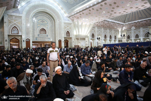 ..احیای شب بیست وسوم ماه مبارک رمضان در حرم مطهر امام خمینی(س)