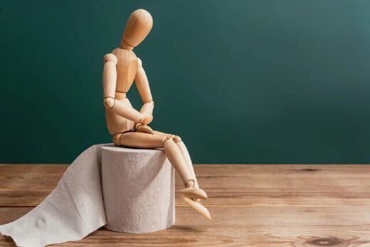 آیا نشستن طولانی در توالت مضر است؟